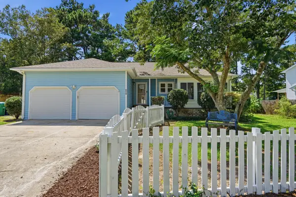 608 Dolphin Drive, Summerville, SC 29485