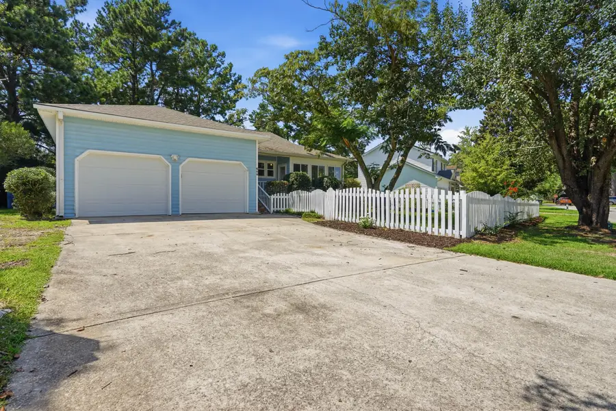 608 Dolphin Drive, Summerville, SC 29485 - #2