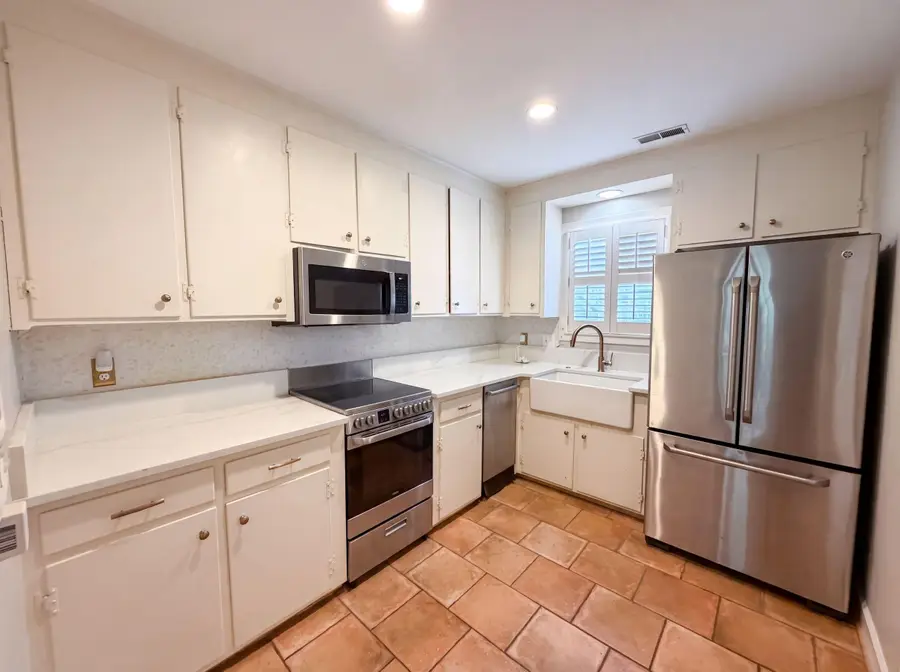 170 Queen Street, Charleston, SC 29401 - #2