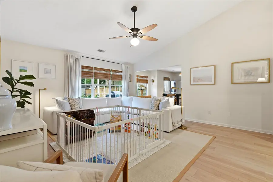 569 Hainsworth Drive, Charleston, SC 29414 - #3