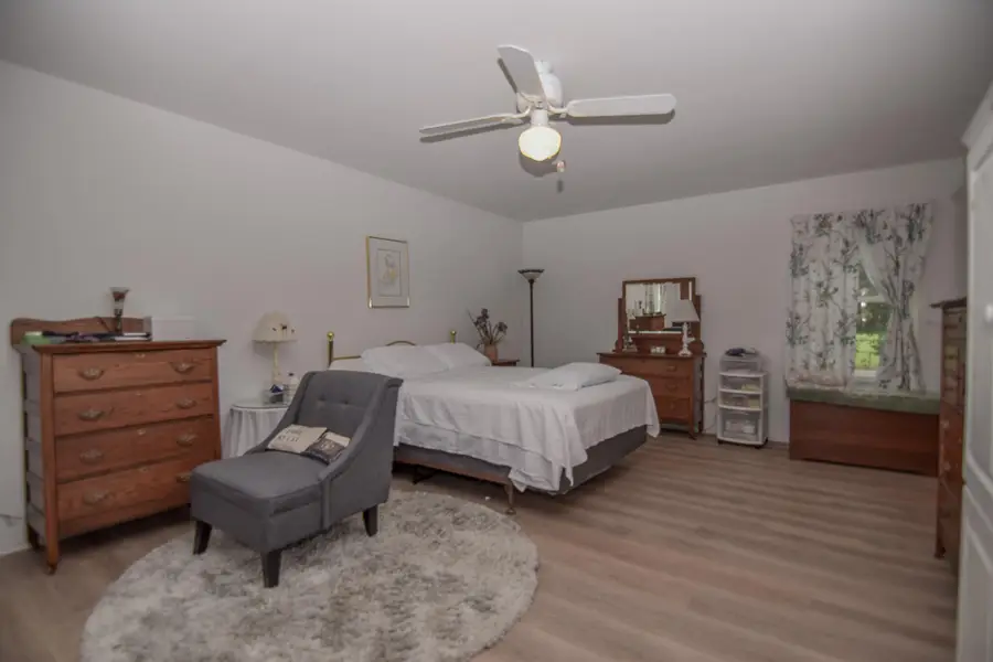 4735 Ivydale Drive, North Charleston, SC 29405 - #3