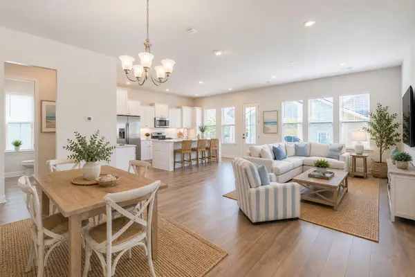 416 W Respite Lane, Summerville, SC 29483