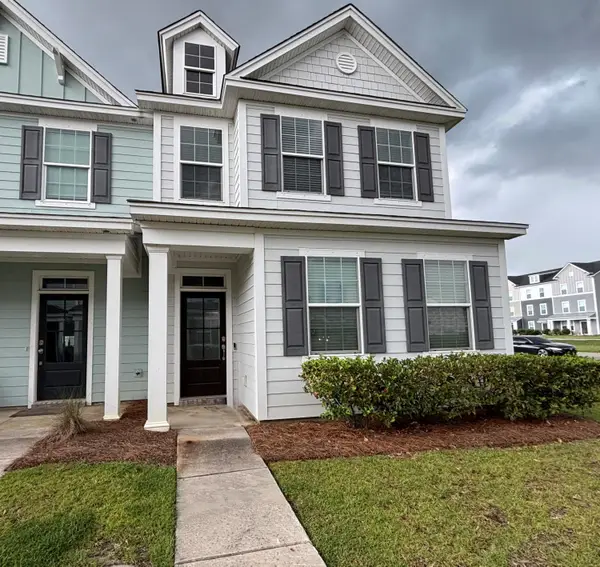 600 Ravensridge Lane, Moncks Corner, SC 29461