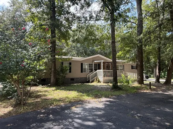 100 Dunmeyer Loop Road, Summerville, SC 29485