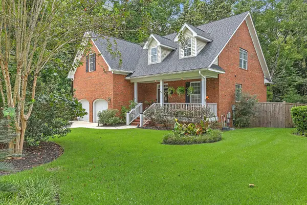 8631 Woodland Walk, North Charleston, SC 29420