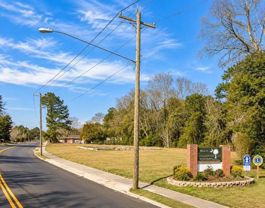 245 Main Street, Summerton, SC 29148 - #2