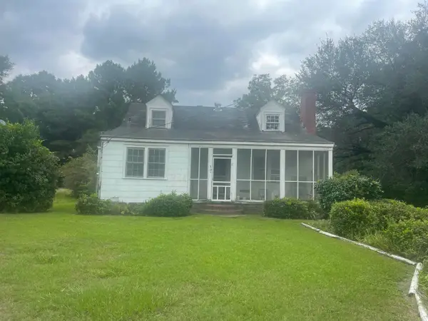 8727 Old State Road, Holly Hill, SC 29059