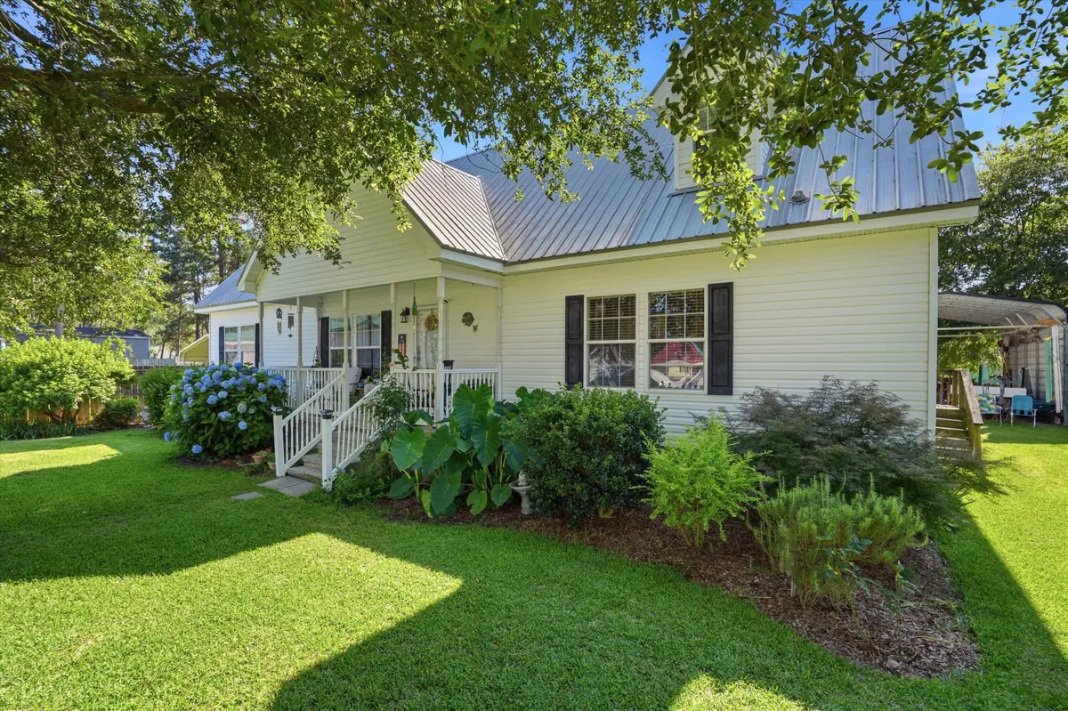116 Sparrow Street, Bonneau, SC 29431 - #1