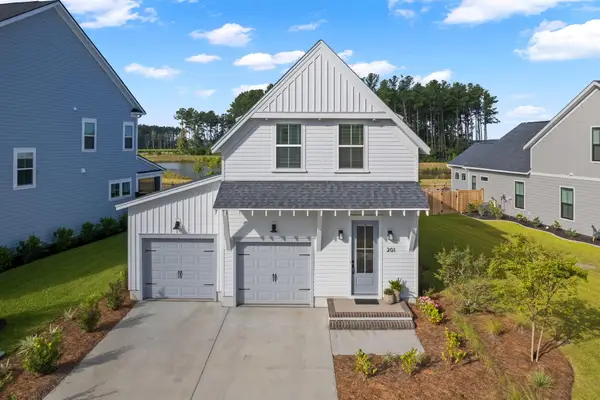 201 Clearpath Drive, Summerville, SC 29486