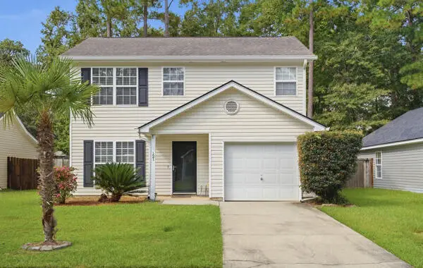 121 Trickle Drive, Summerville, SC 29483