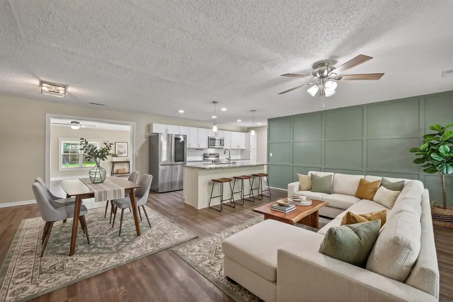 330 Oxford Road, Ladson, SC 29456 - #2