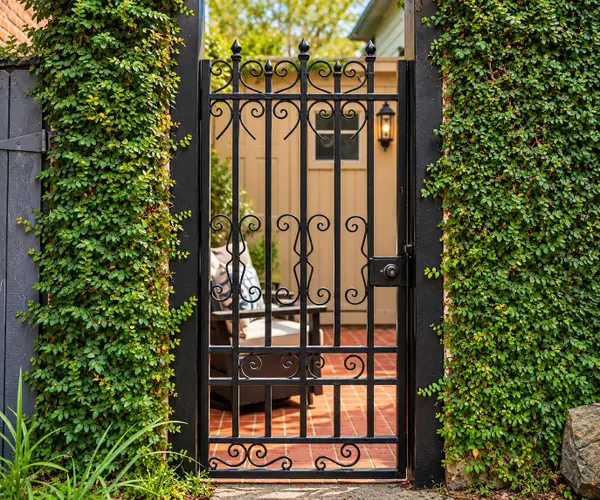 2 Gadsden Street #D, Charleston, SC 29401
