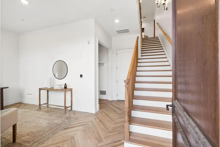 334 Broad Street, Charleston, SC 29401 - #3
