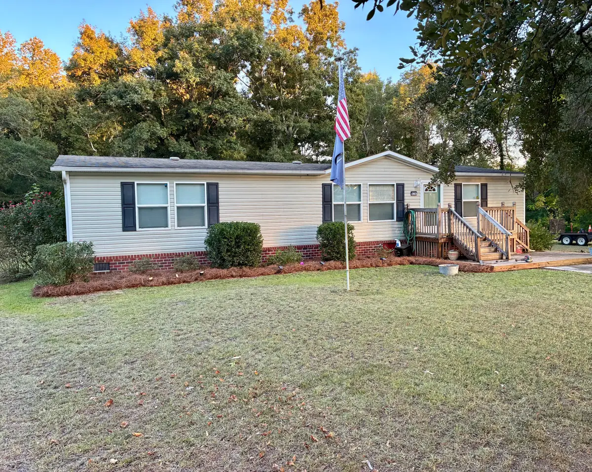 828 Morrisville Road, Andrews, SC 29510 - #1