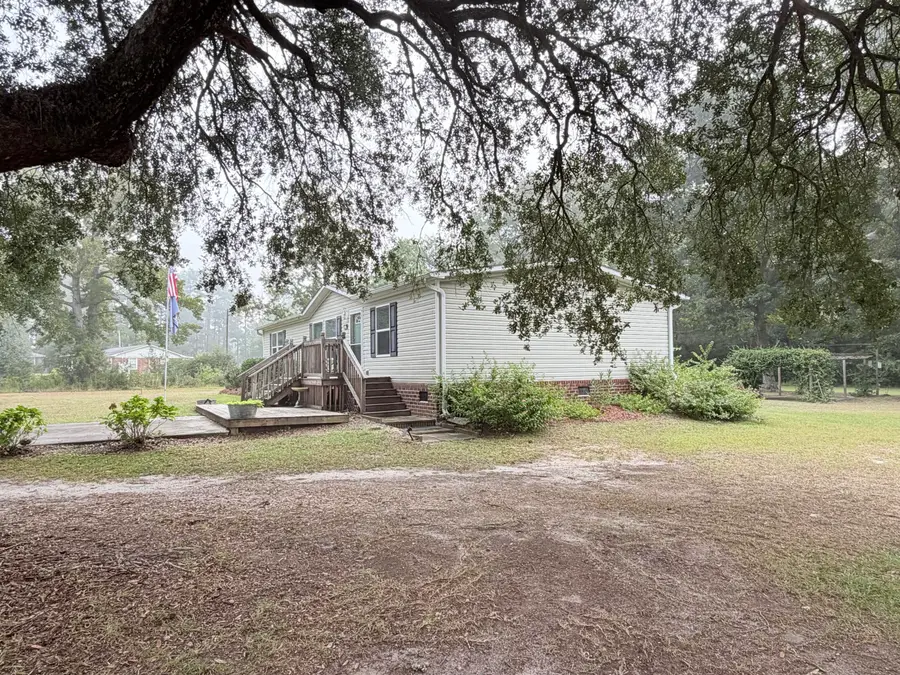 828 Morrisville Road, Andrews, SC 29510 - #2