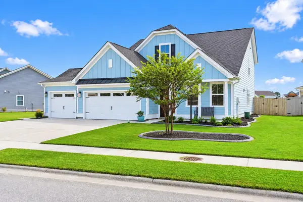 684 Yellow Leaf Lane, Summerville, SC 29486