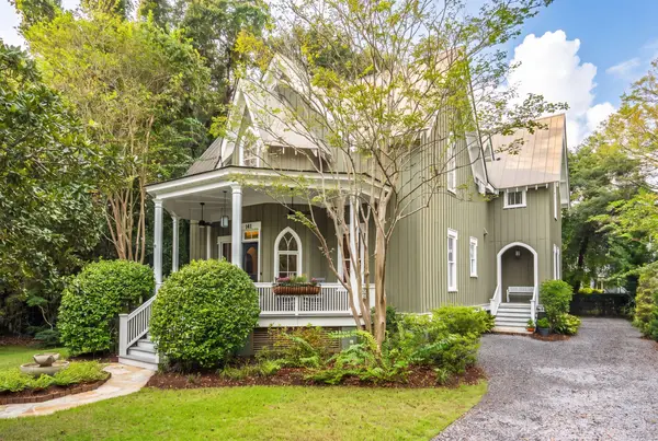 141 N Shelmore Boulevard, Mount Pleasant, SC 29464