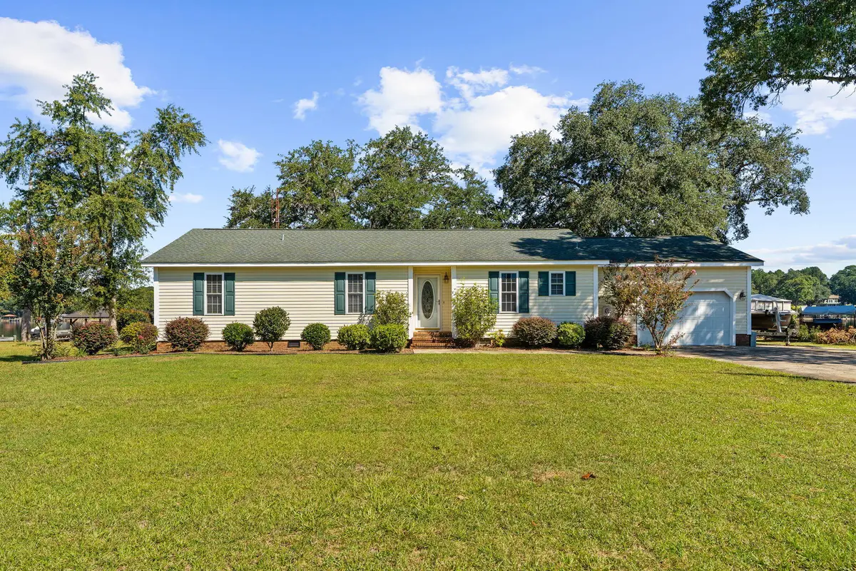 1599 Waters Edge Drive, Summerton, SC 29148 - #1
