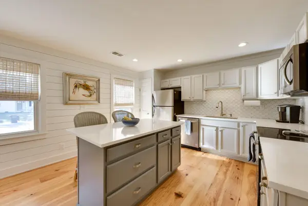 1154 Shoreside Way, Mount Pleasant, SC 29464