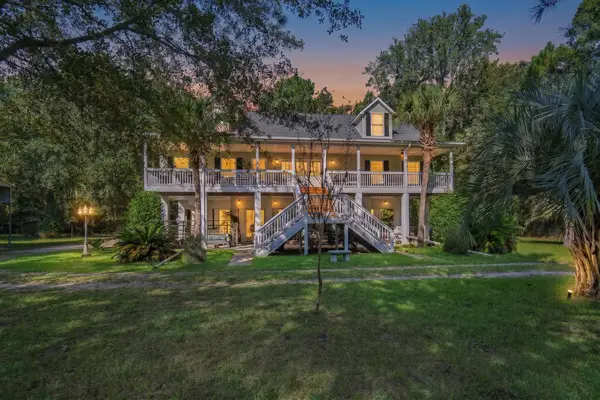 7909 Edingsville Beach Road, Edisto Island, SC 29438