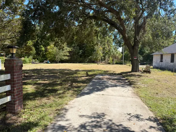2751 Atlanta Drive, Mount Pleasant, SC 29466