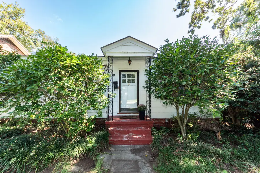 4606 S Rhett Avenue, North Charleston, SC 29405 - #2