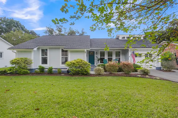 1110 Calm Water Court, Mount Pleasant, SC 29464