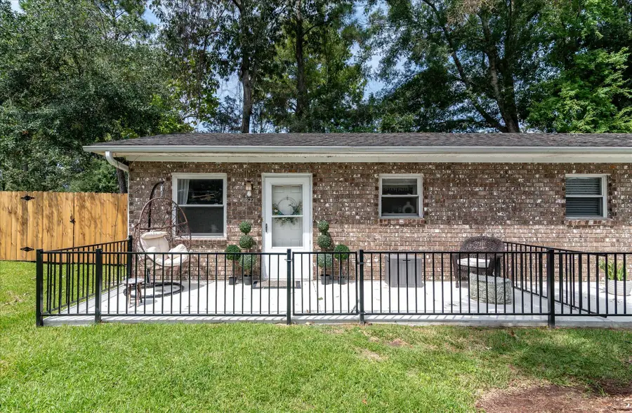 2133 Pierpont Avenue, Charleston, SC 29414 - #2