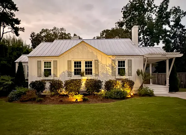 2166 Saint James Drive, Charleston, SC 29412