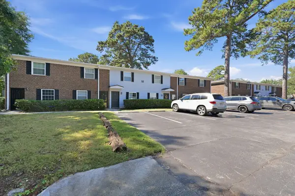 21 Rivers Point Row #Apt 13e, Charleston, SC 29412