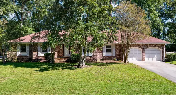 201 Stratford Drive, Summerville, SC 29485