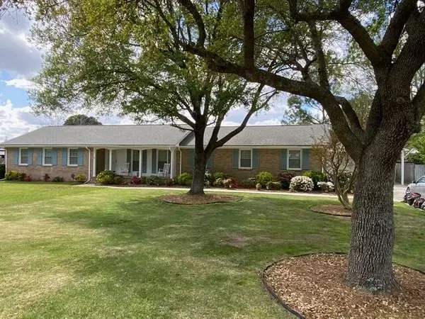 833 Stratton Drive, Florence, SC 29501