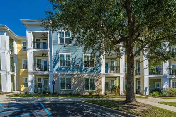 2000 Belle Isle Avenue #304, Mount Pleasant, SC 29464