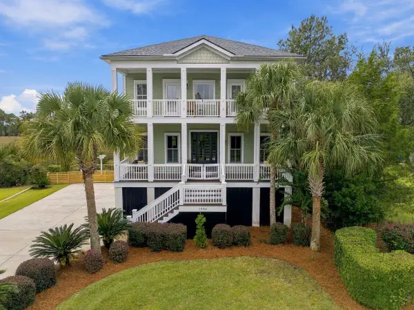1906 N Creek Drive, Mount Pleasant, SC 29466