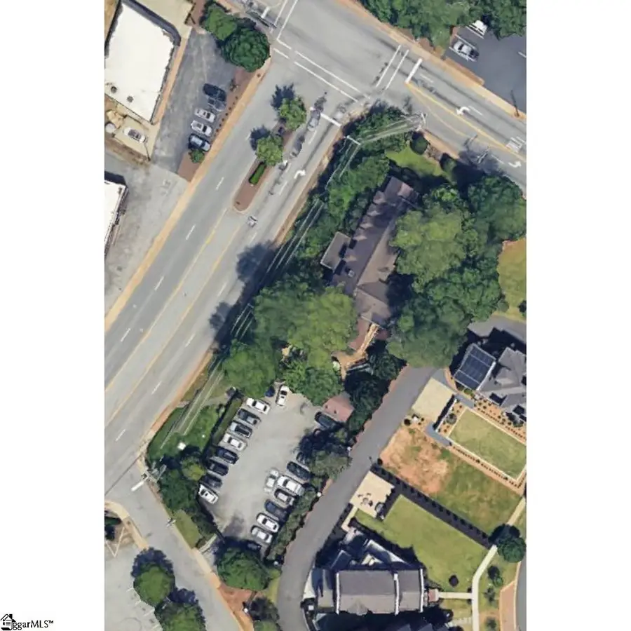 606 Augusta Street, Greenville, SC 29605 - #2