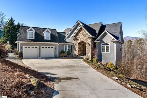 104 Wandering Way, Pickens, SC 29671-8015