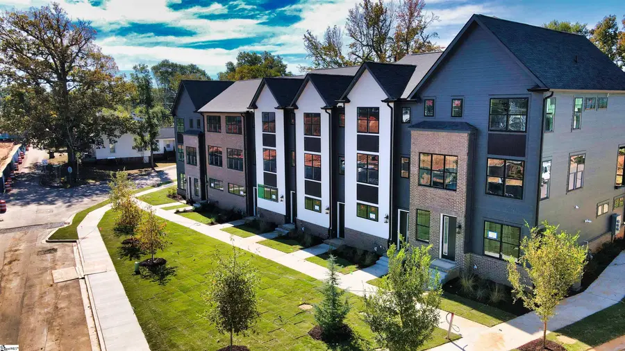 1305 Pendleton Street #Unit 11, Greenville, SC 29611 - #2