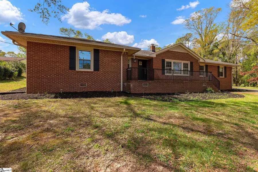 108 Pine Road, Laurens, SC 29360 - #3