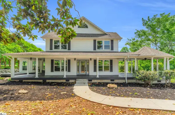 5411 N 14 Highway, Landrum, SC 29356