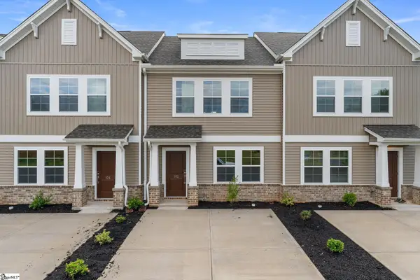 102 Denham Drive, Taylors, SC 29687