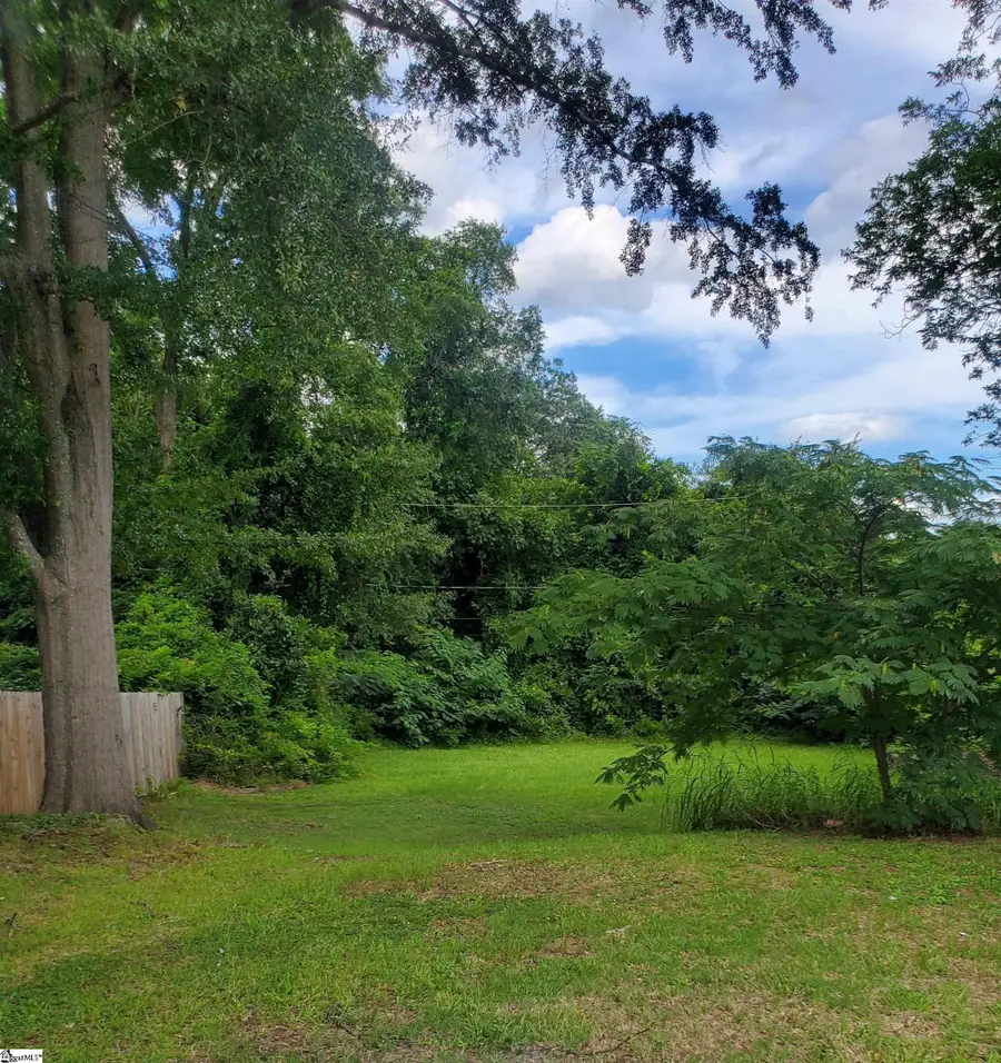 679 S Church Street, Spartanburg, SC 29306 - #2