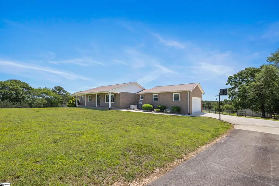 108 Cranes Crossing Drive, West Union, SC 29696 - #2