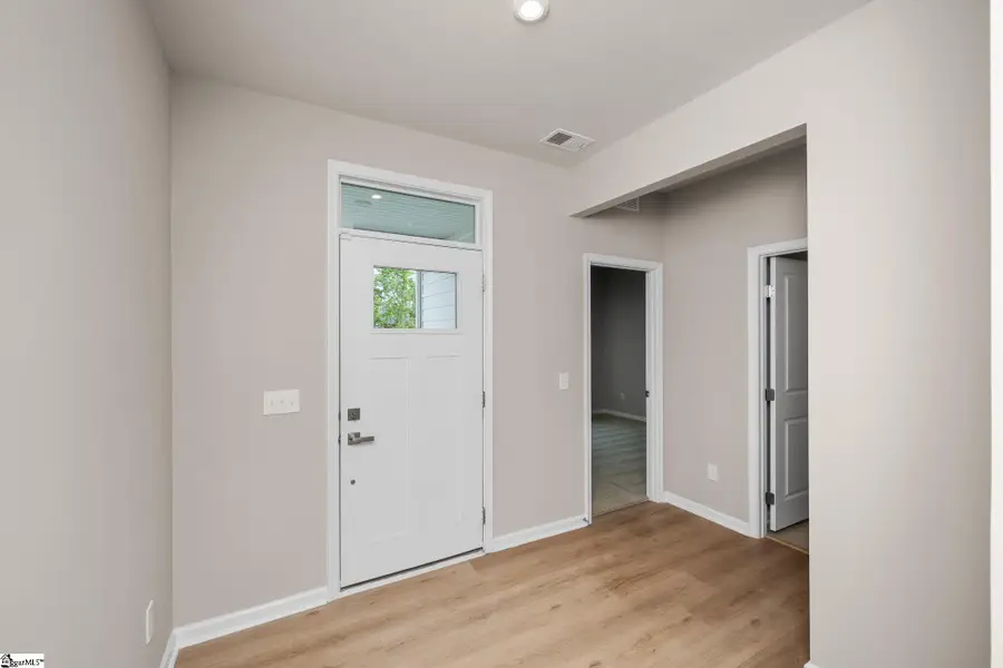 6010 Ives Avenue, Spartanburg, SC 29307 - #2