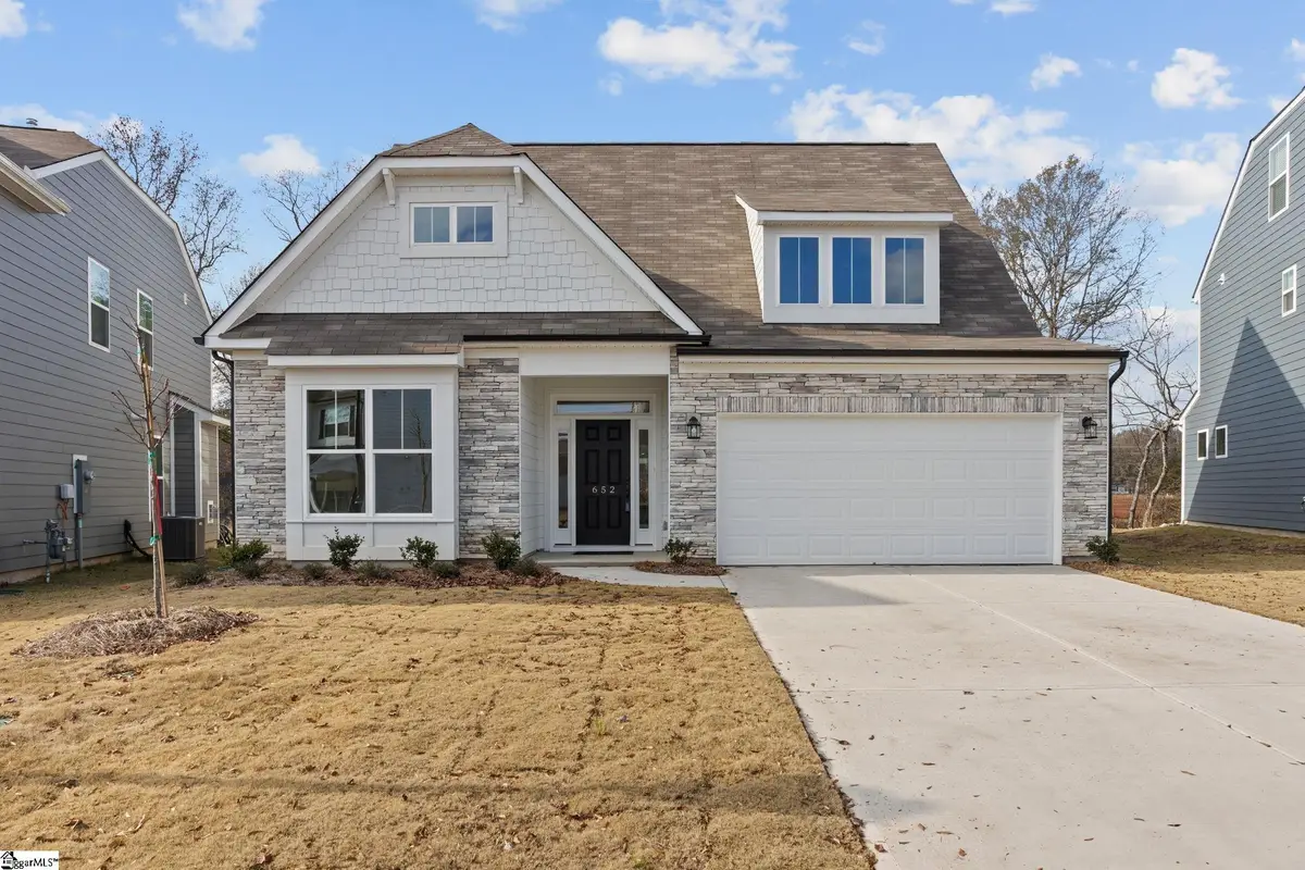 652 Columbus Circle, Simpsonville, SC 29680 - #1