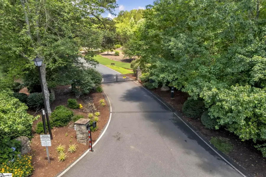 6 Foxboro Road, Travelers Rest, SC 29690 - #3