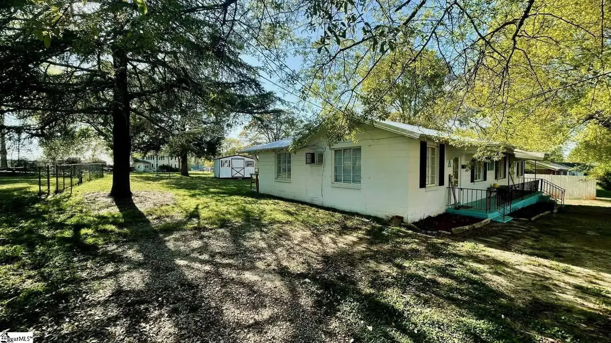 3 Louisiana Street, Honea Path, SC 29654 - #1