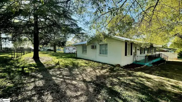 3 Louisiana Street, Honea Path, SC 29654