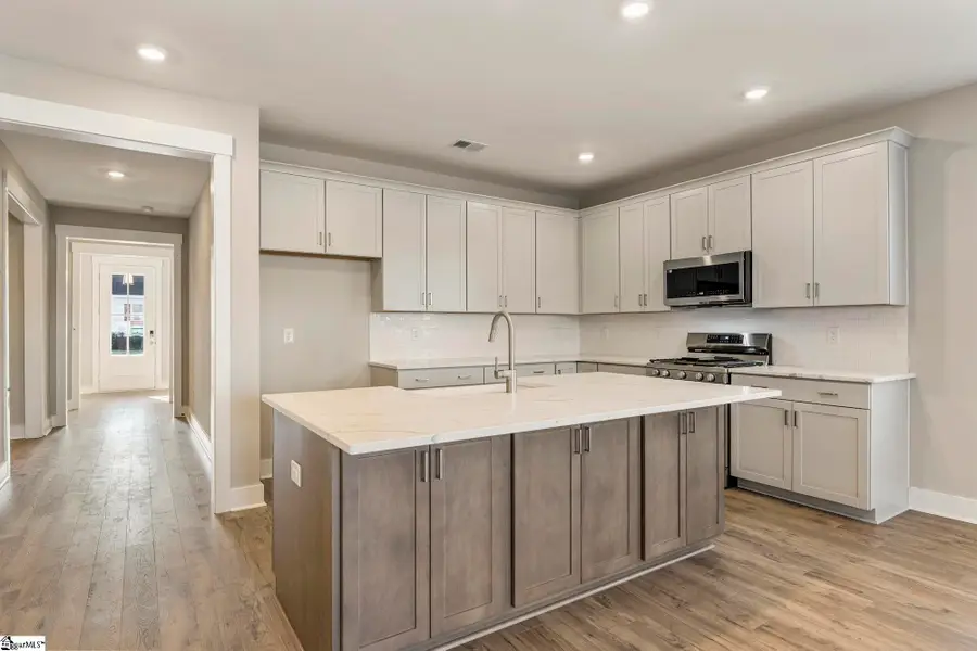 200 Highland Street, Taylors, SC 29687 - #3