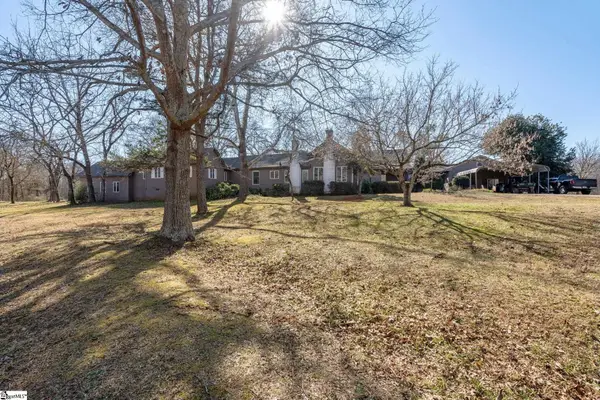 200 Chenault Road, Townville, SC 29689