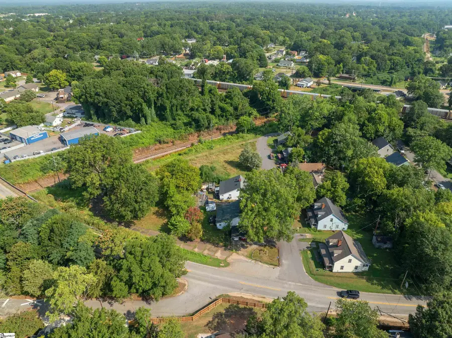 1 Bryant Street, Greenville, SC 29611 - #3